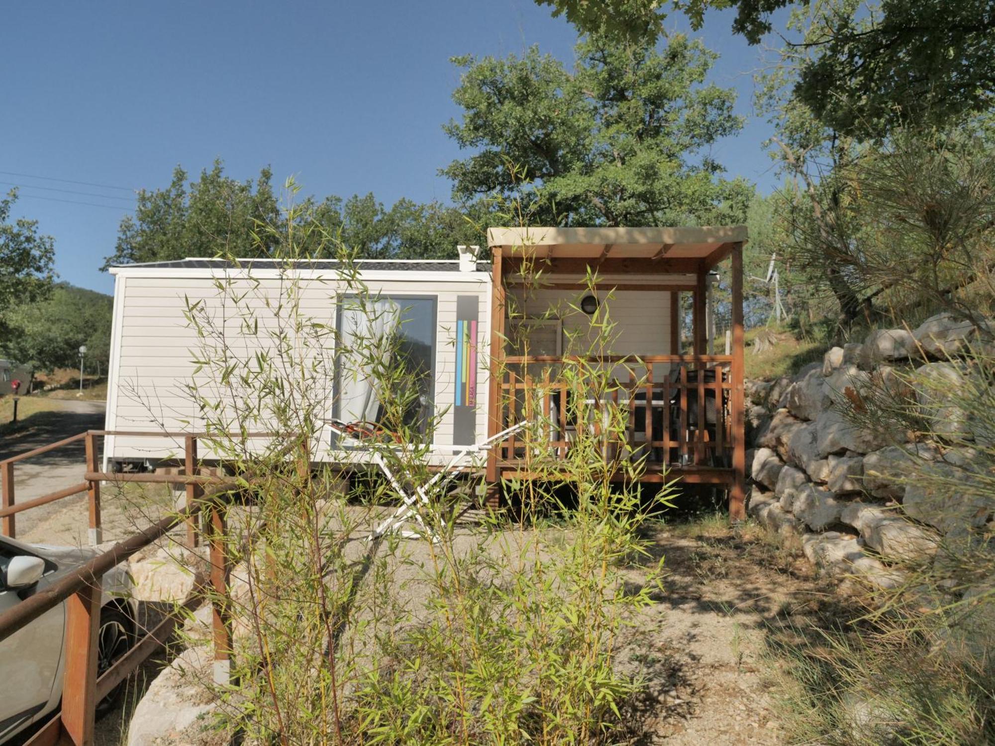 Camping Pres Du Lac De Sainte Croix Bauduen Esterno foto